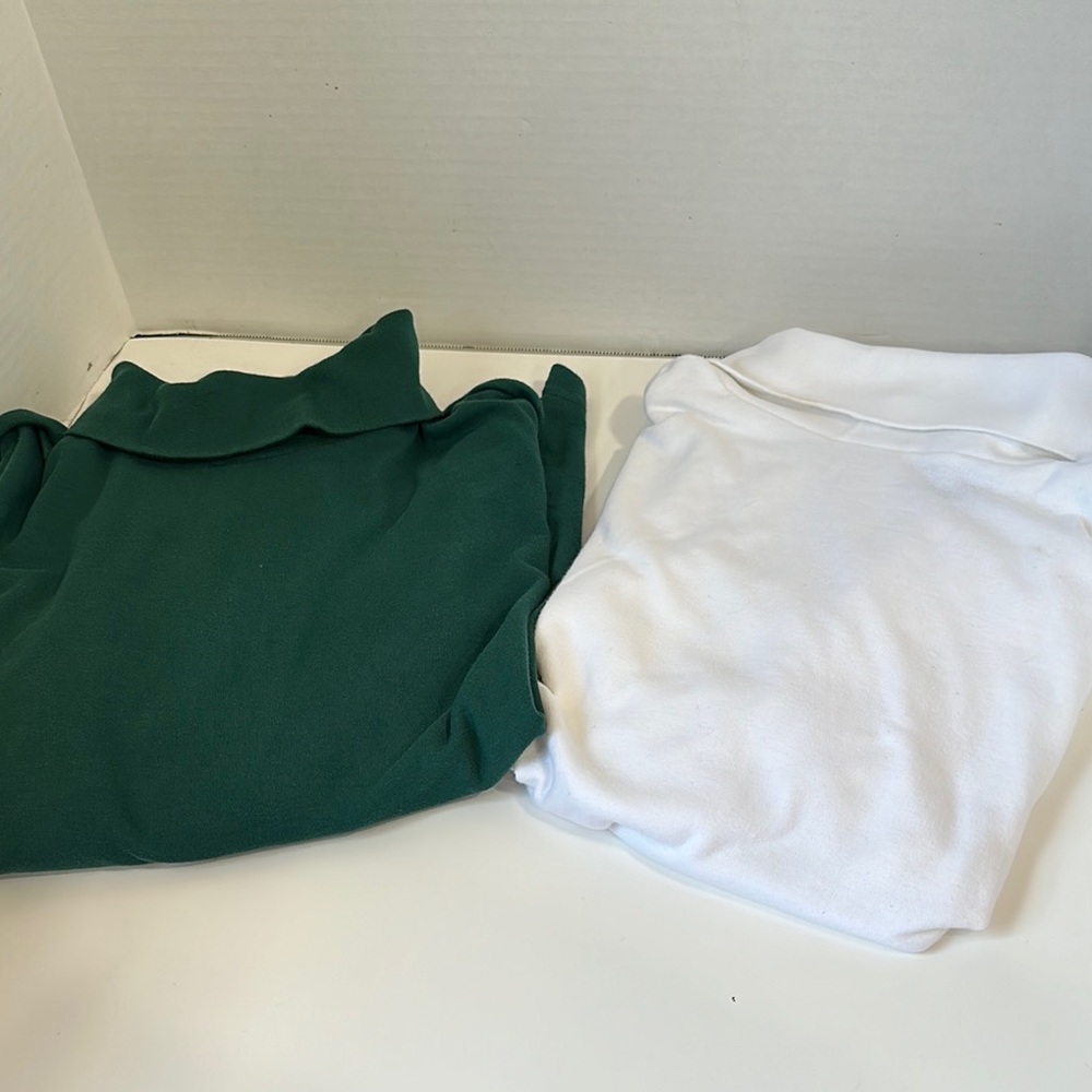 Cabin creek petite 2 piece turtleneck bundle size large